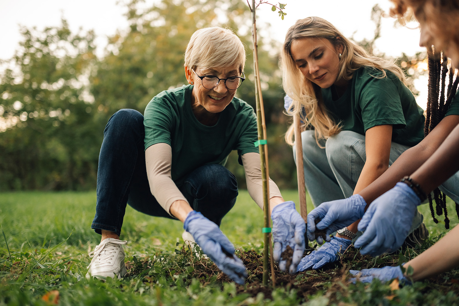 Volunteering: How doing good is good for you